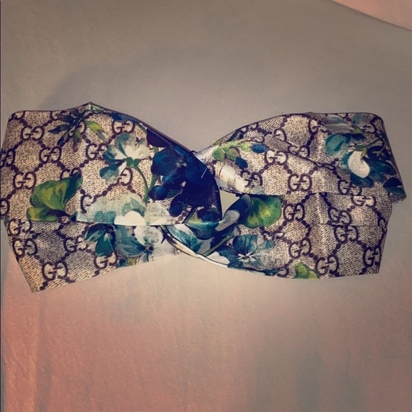 Gucci Accessories - Fabolous HeadBand!